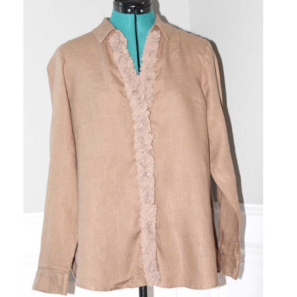 Chico’s Linen Ruffle Trim Button Front Top Tan Easy Fit Women’s Size 1 (8) - Picture 2 of 6